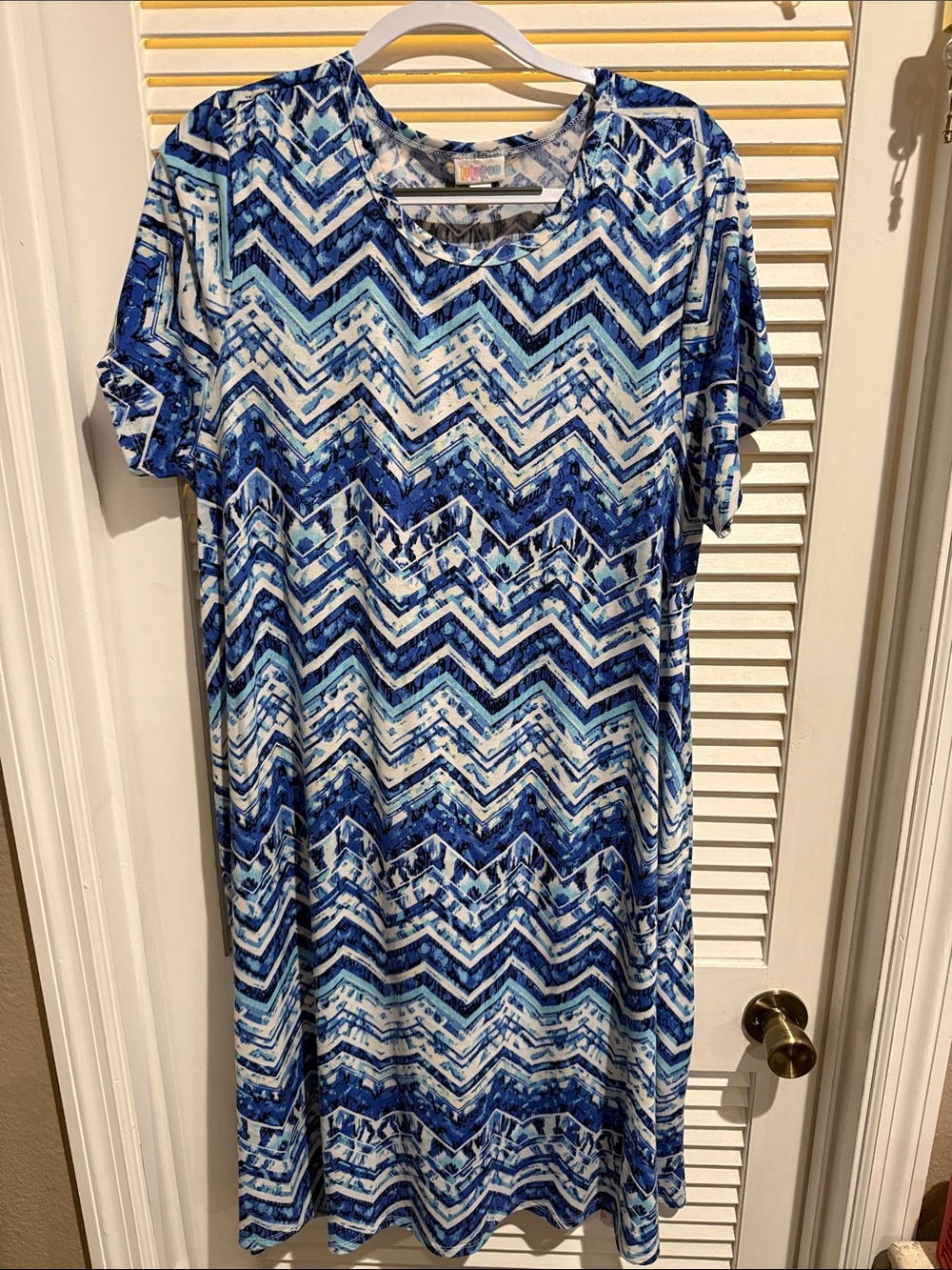 LuLaRoe Blue and White Chevron Midi Dress